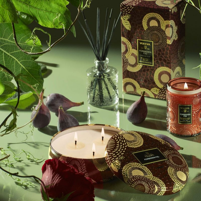 Voluspa Forbidden Fig 3-Wick Tin Candle 40timer